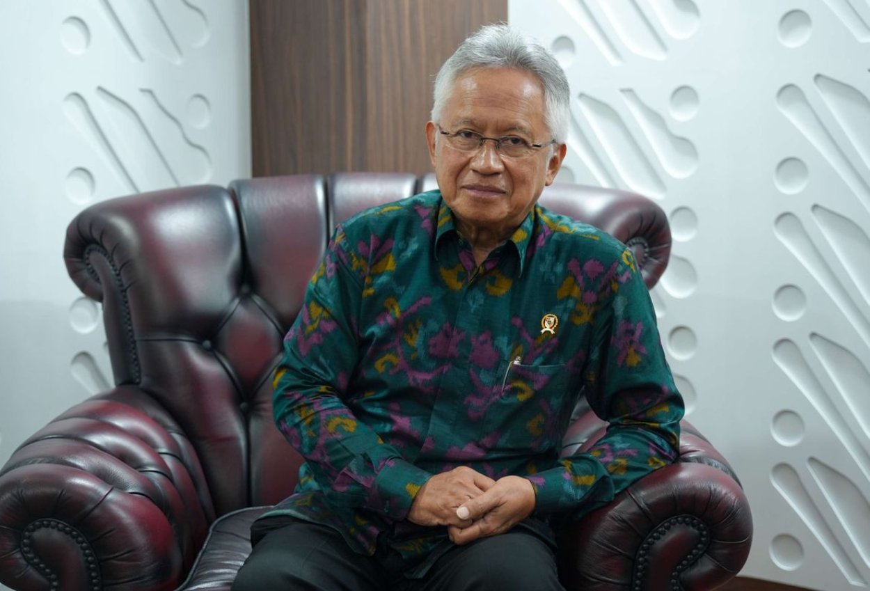 Dampak Efisiensi Anggaran, Mendiktisaintek Sebut Uang Kuliah Berpotensi Naik