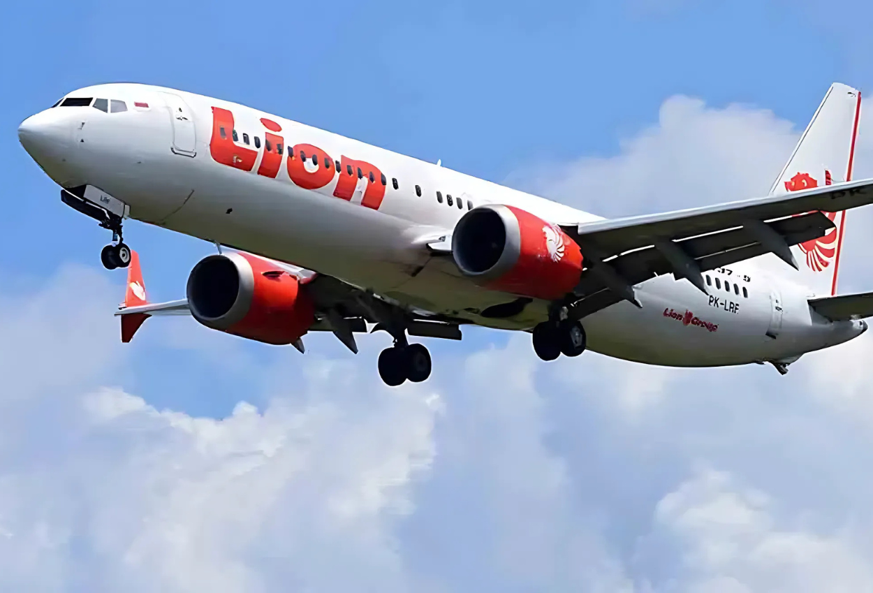 Diduga Curi Emas Penumpang, 4 Porter Lion Air Diamankan Di Bandara Halu Oleo