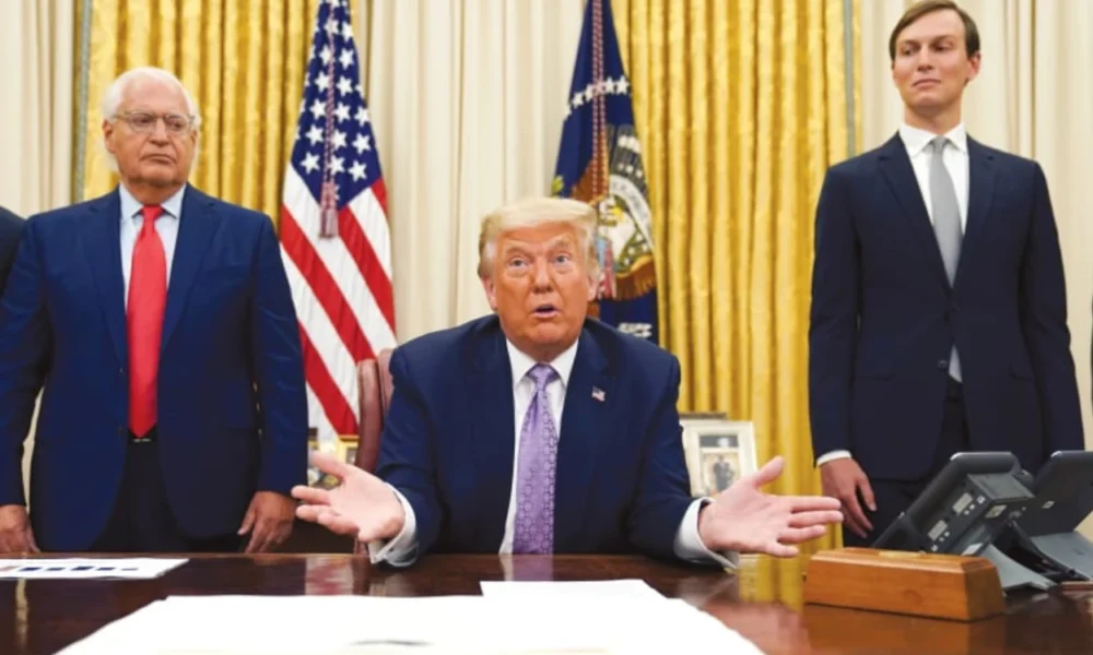 Donald Trump Pecat Jenderal Top Militer As Lewat Media Sosial