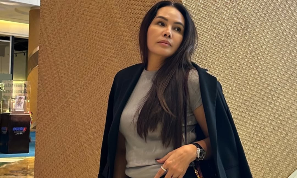 Fitri Salhuteru Ungkap Kerugian Akibat Dugaan Pencemaran Nama Baik