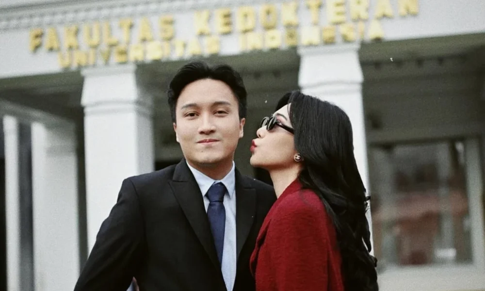 Isyana Sarasvati Bagikan Momen Bahagia Usai Suami Resmi Jadi Dokter Spesialis Kejiwaan