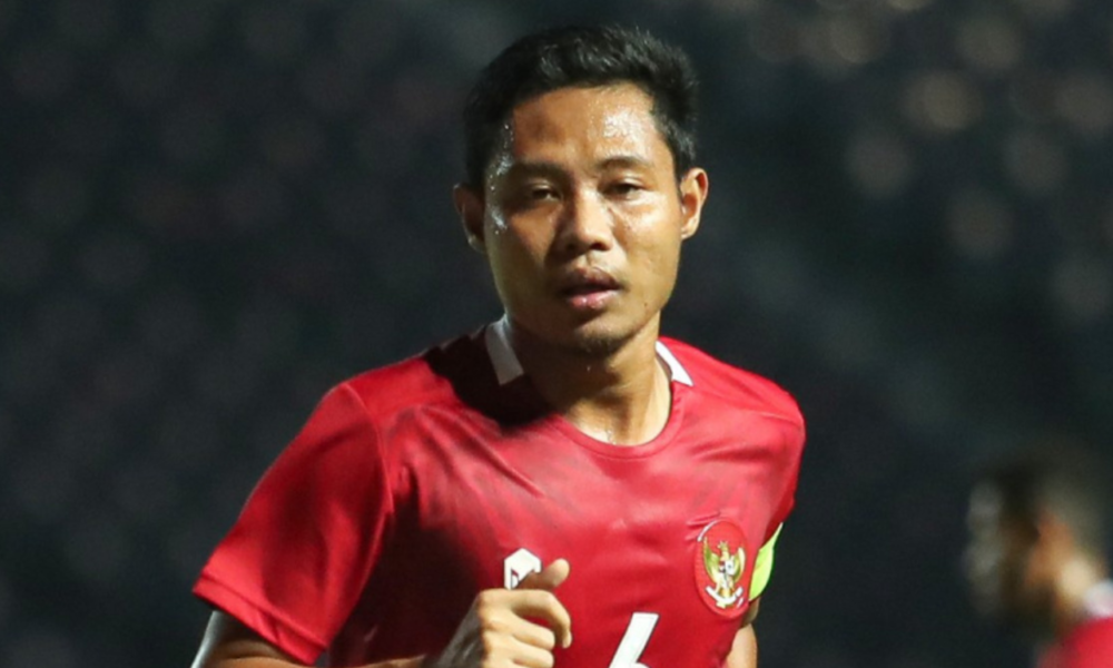 Jadi Pelatih Ssb, Evan Dimas Gabungkan Teknik Sepak Bola Dan Kesenian Tradisional