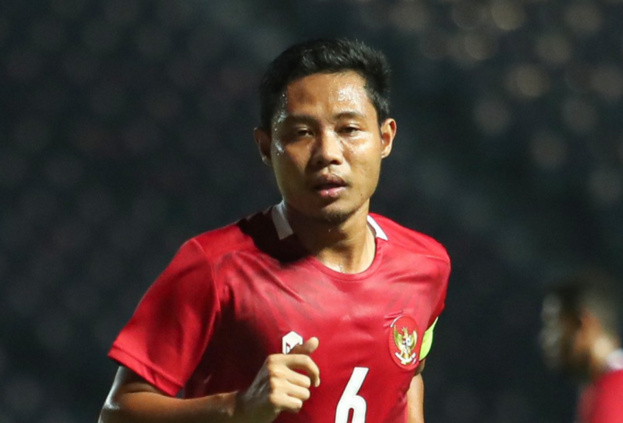 Jadi Pelatih Ssb, Evan Dimas Gabungkan Teknik Sepak Bola Dan Kesenian Tradisional