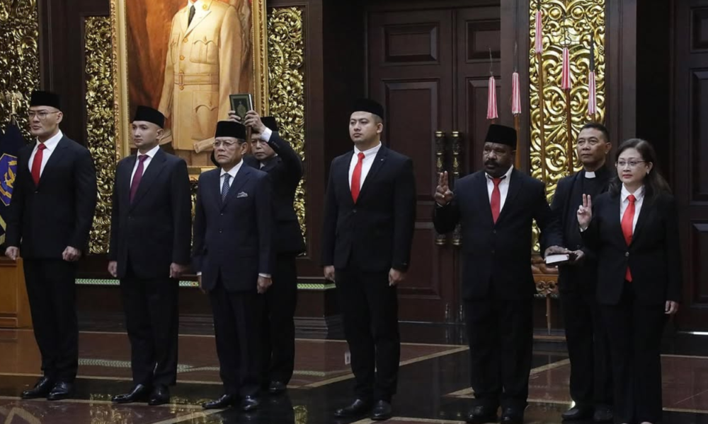 Menteri Pertahanan Resmi Angkat 6 Stafsus, Termasuk Deddy Corbuzier Dan Sylvia Efi
