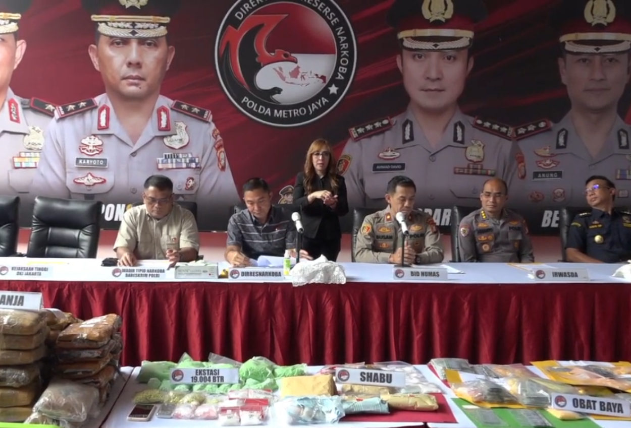 Polda Metro Jaya Bongkar Jaringan Narkoba Internasional, 1.244 Tersangka Ditangkap