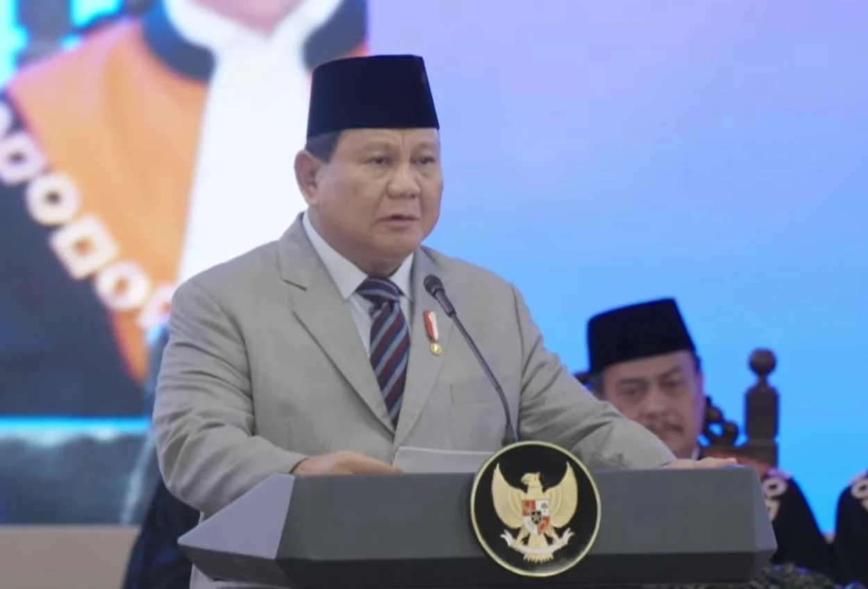Presiden Prabowo Beri Hormat Hakim Agung Dalam Sidang Istimewa Laporan Tahunan Mahkamah Agung