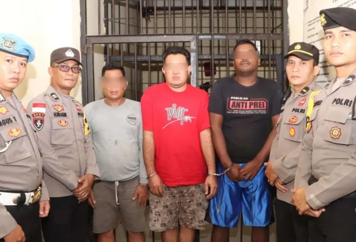 Tiga Pria di Sanggau Diduga Memalak Pengendara di Lokasi Banjir, Dapat Hasil hingga Rp1,3 Juta