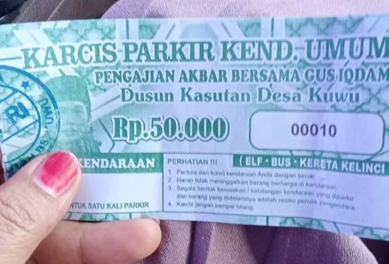 Viral! Wanita Ini Spill Karcis Parkir Rp50 Ribu Di Pengajian Gus Iqdam