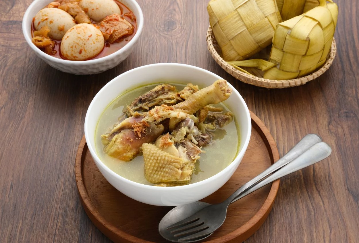 11 makanan wajib saat lebaran, paling dicari dan selalu laris manis!