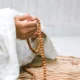 12 amalan utama di bulan ramadan yang membawa keberkahan dan pahala berlipat