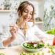 Apa Itu Mindful Eating Pola Makan Sadar Yang Dapat Menjaga Kesehatan Fisik Dan Mental