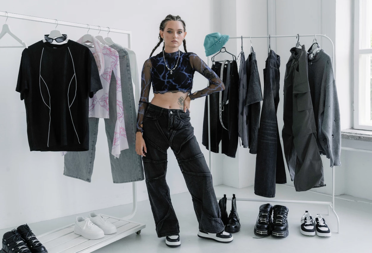 Apa Itu Streetwear Sejarah, Karakteristik, Dan Tips Gaya Populer