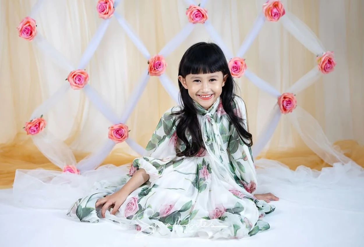 Baru umur 5 tahun, anak kartika putri minta hadiah umrah jika puasanya full