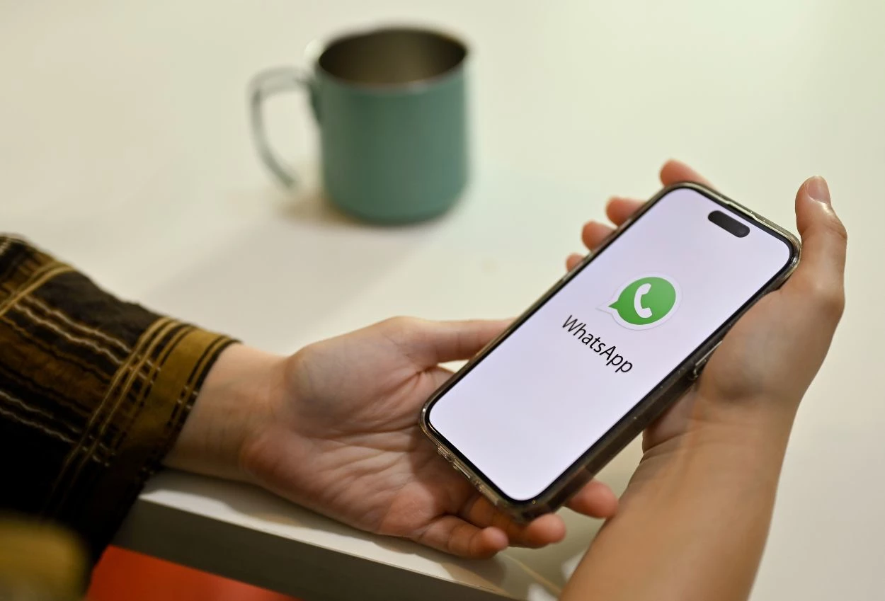 Begini cara mengetahui chat whatsapp yang habiskan banyak memori