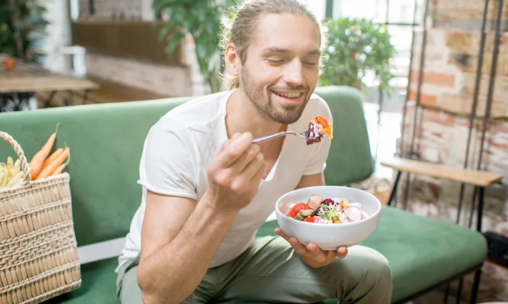 Cuma ubah cara makan, ini tips agar tidak mudah lapar saat berpuasa!