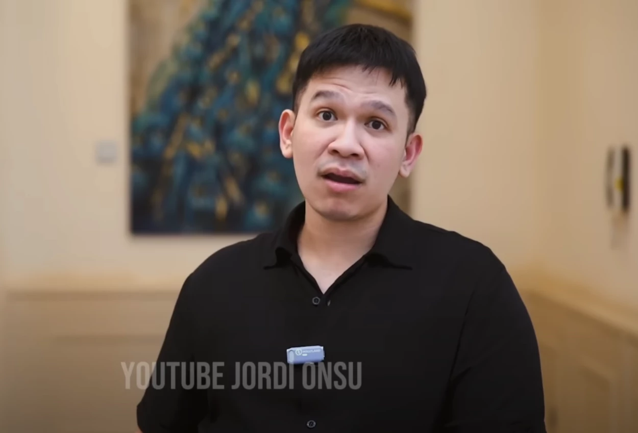 Diduga mualaf, jordi onsu buka puasa di mekah kali ya