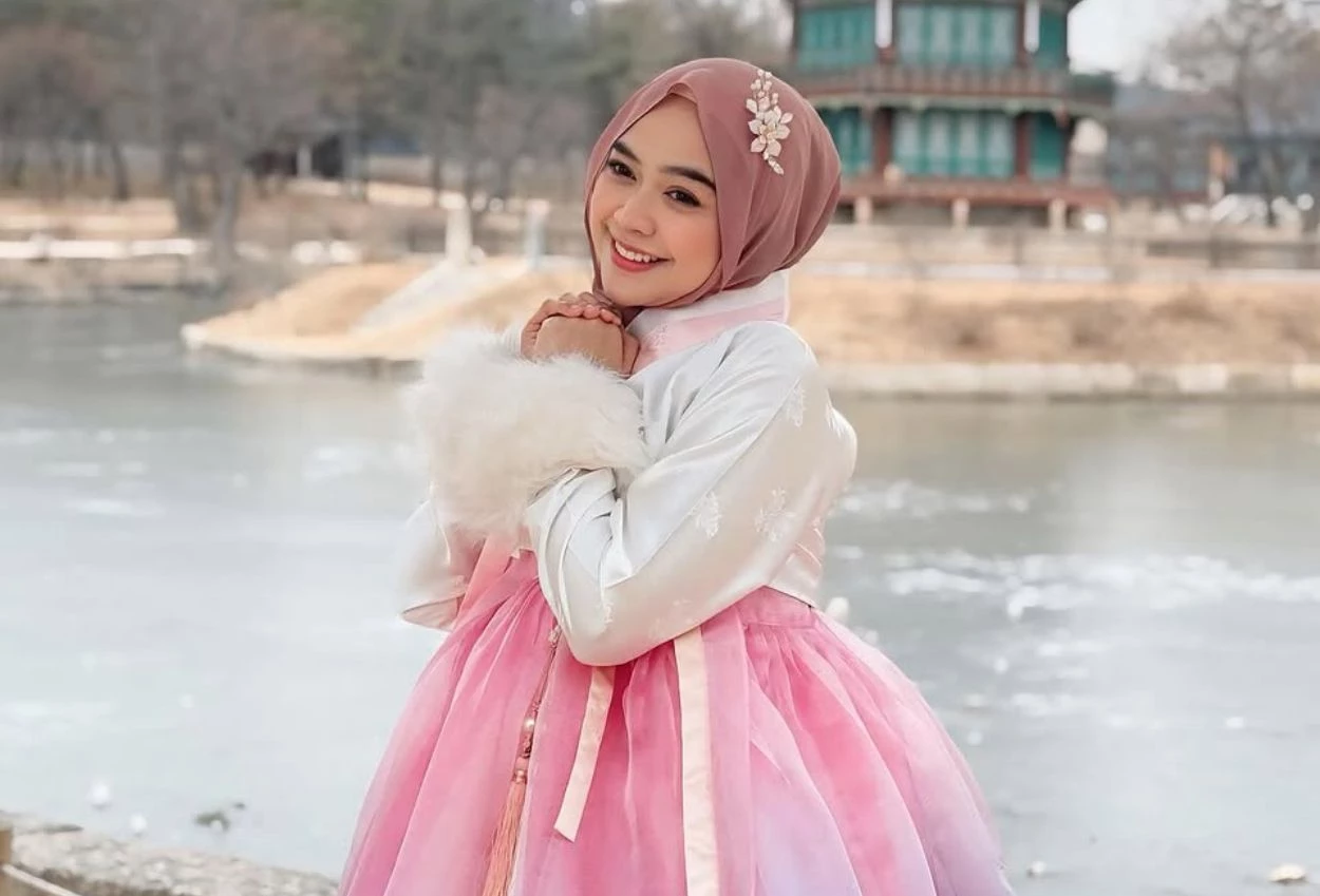 Ditanya mau jadi ustazah seperti kakaknya, begini jawaban ria ricis