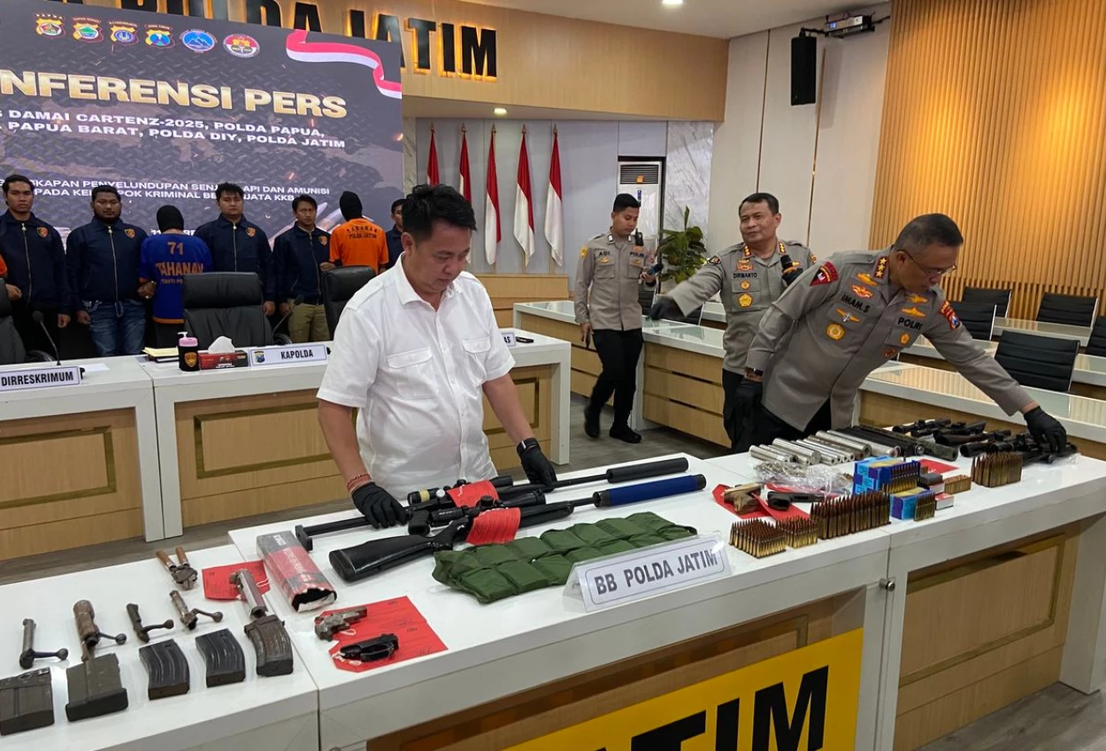Fakta fakta kasus penyelundupan senjata di bojonegoro untuk kkb papua