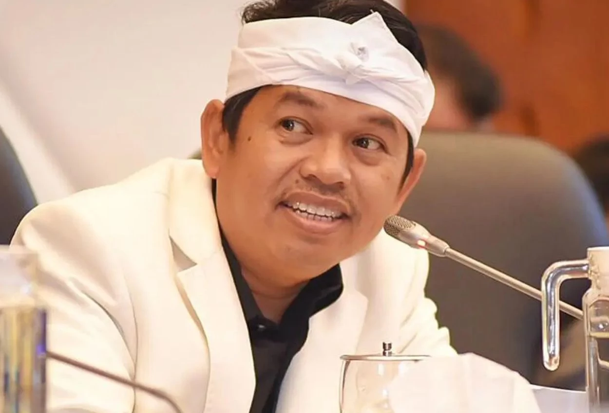 Geram! dedi mulyadi minta polisi turun tangan tertibkan parkir liar