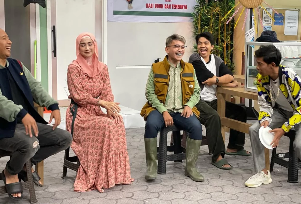 Hanya bisa curhat dengan desy ratnasari, ruben onsu apakah itu panggilan hati