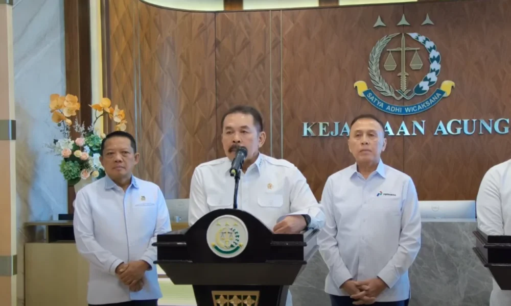 Jaksa agung sebut tersangka korupsi pertama bisa dihukum mati