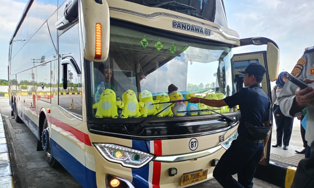 Jelang mudik lebaran, terminal pulogebang gelar pra rampcheck 4 bus ditemukan tak layak jalan