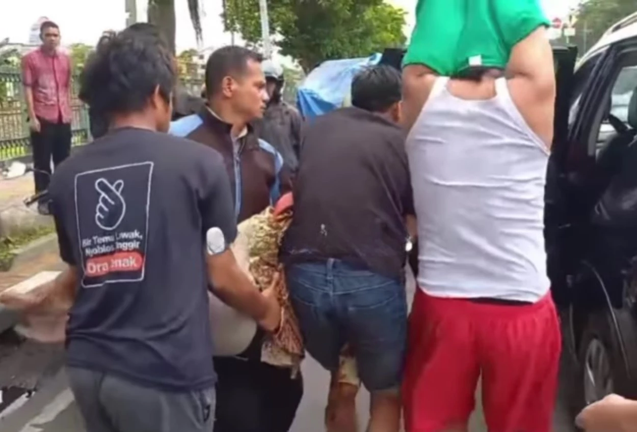 Lansia yang jadi korban tabrak lari di duren sawit meninggal dunia