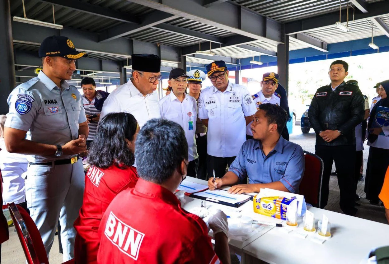 Lebaran semakin dekat, pemerintah tangerang selatan tinjau ramp check di terminal pondok cabe