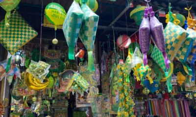 Meriahkan ramadan! ornamen ketupat dan lampion led laris manis di asemka