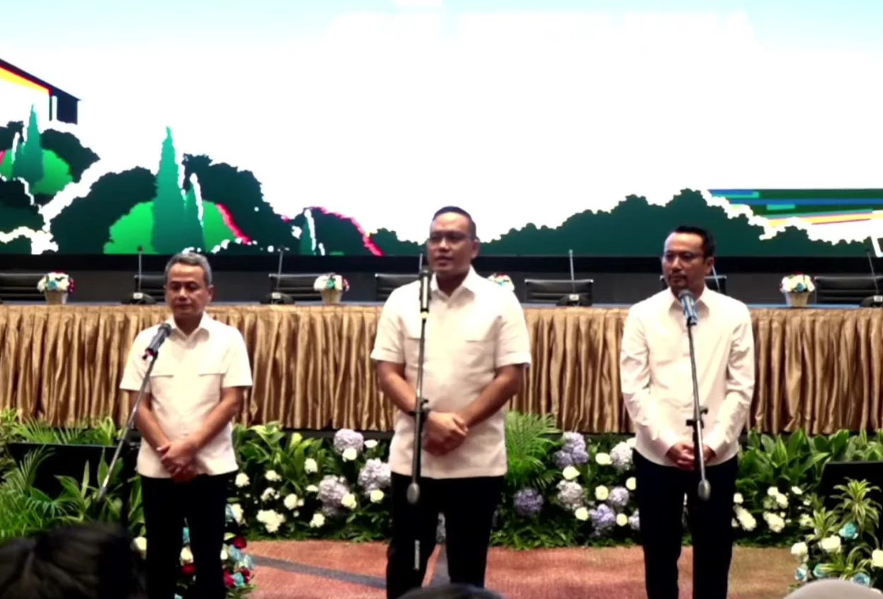 Orang nomor 1 pertamina akhirnya muncul ke publik untuk minta maaf atas kasus korupsi