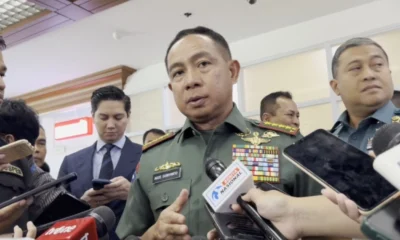 Panglima tni sebut dirut bulog dan irjen kementan akan mundur dari militer