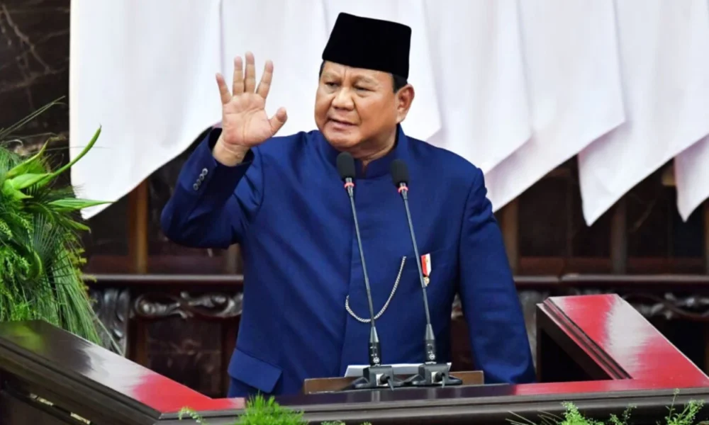 Prabowo minta struktur komisaris bumn perbankan diringkas dan diisi profesional