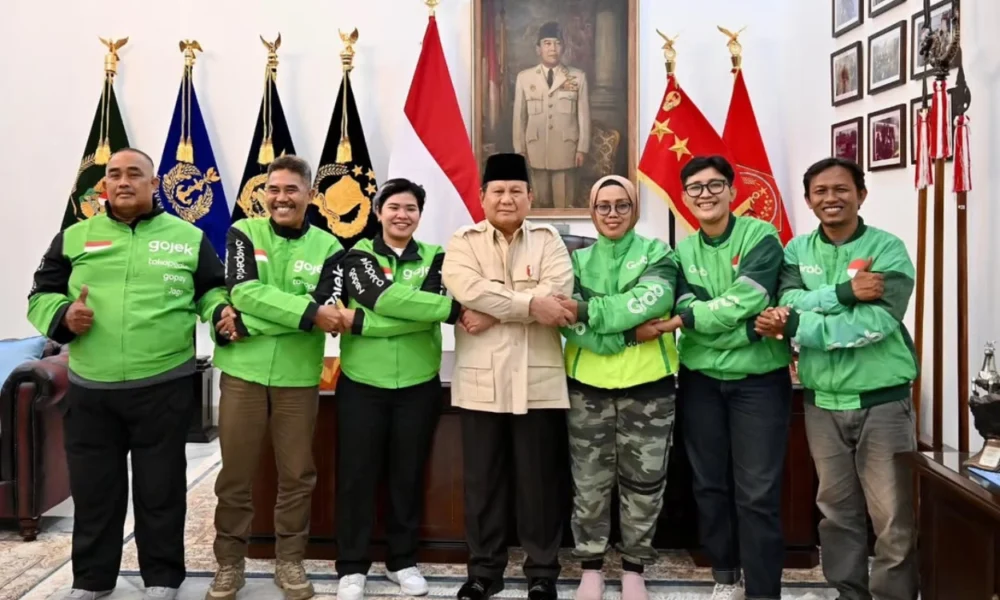 Presiden prabowo umumkan pemberian thr untuk pekerja dan pengemudi online