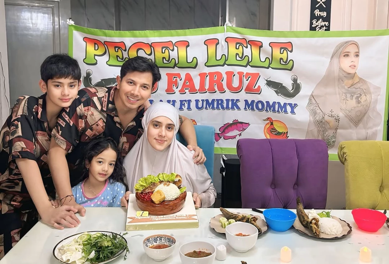 Sonny septian berikan kejutan unik untuk fairuz a rafiq, rumah disulap jadi warung pecel lele