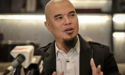 Anak titiek puspa tolak mentah mentan bantuan ahmad dhani tagih royalti ke ariel noah