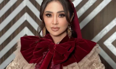 Bandingkan nikita mirzani dengan agnez mo, dewi perssik berprestasi pasti mantap