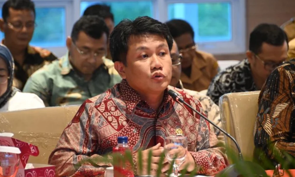 Dpr tanggapi rencana dedi mulyadi yang akan kirim siswa bermasalah ke barak militer