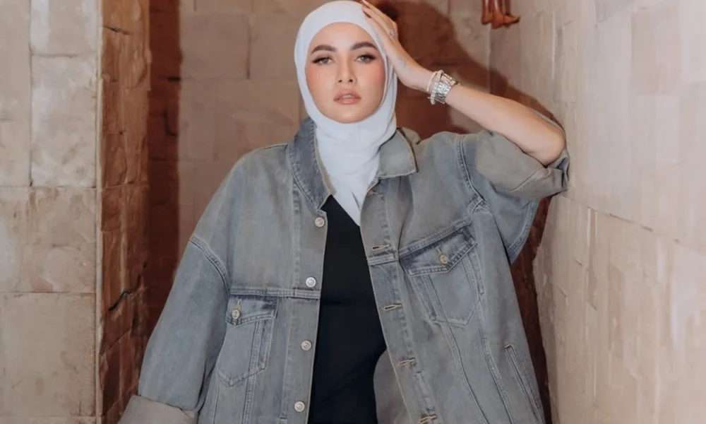 Dekat dengan pria misterius, olla ramlan seseorang yang spesial di hati