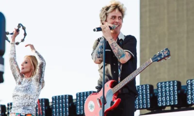 Green day blak blakan dukung palestina saat tampil di coachella
