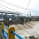 Hujan deras guyur jakarta, sejumlah pintu air tunjukkan status siaga banjir
