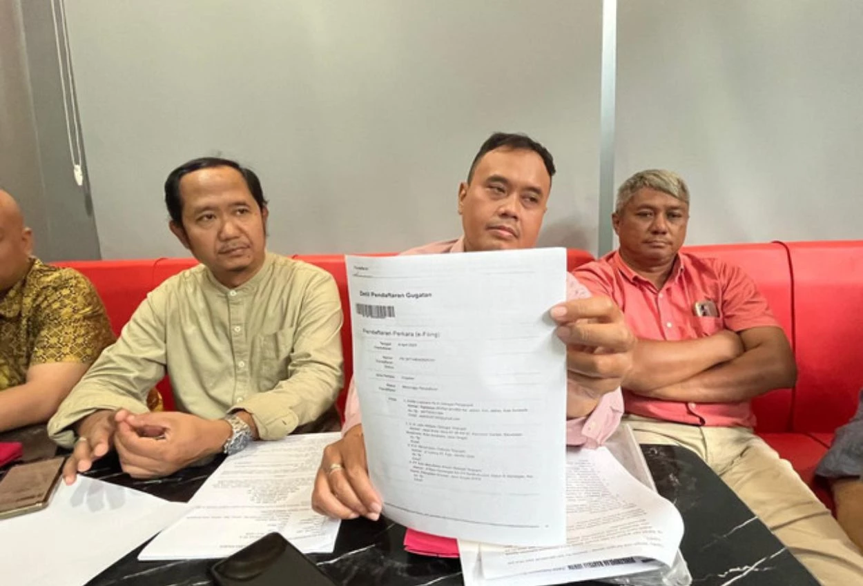 Jokowi digugat wanprestasi terkait mobil esemka, warga solo tuntut ganti rugi rp 300 juta