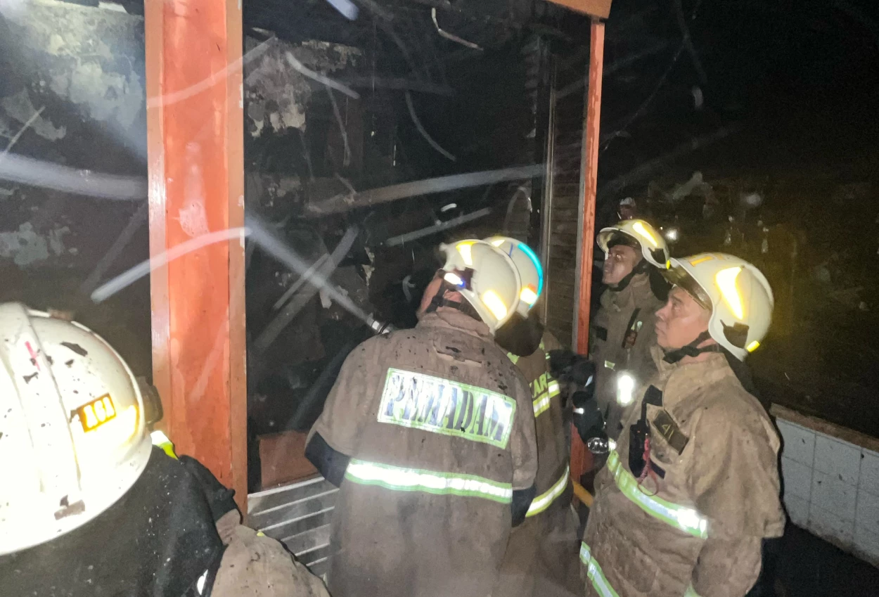 Kebakaran landa pasar mikro bintaro, 20 kios hangus terbakar