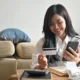 Mengapa penggunaan paylater semakin populer di kalangan milenial dan gen z
