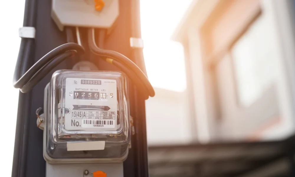 Pln umumkan tarif listrik per kwh untuk 21–27 april 2025, simak rinciannya!