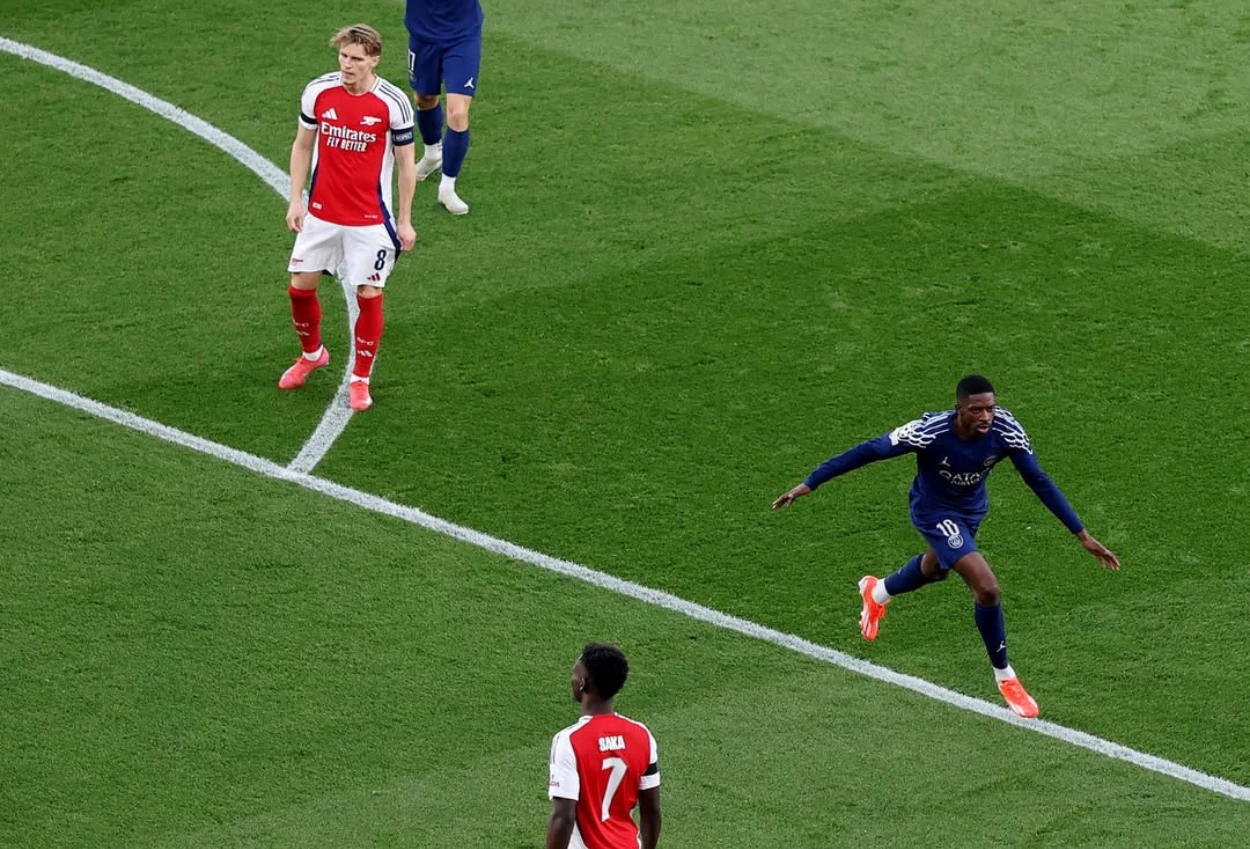 Psg taklukkan arsenal lewat gol cepat dembele di leg pertama semifinal ucl 2425