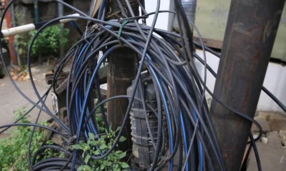 Pemerintah tangerang tertibkan kabel udara yang semrawut demi wajah kota lebih rapi