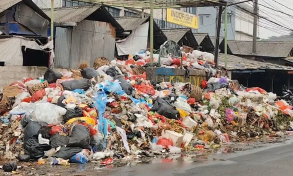 Pihak pengelola buka suara soal penumpukan sampah di pasar ciputat
