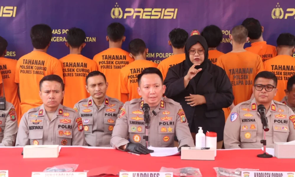 Polisi amankan 23 tersangka kasus kejahatan jalanan dan curanmor di tangerang selatan periode maret hingga april 2025
