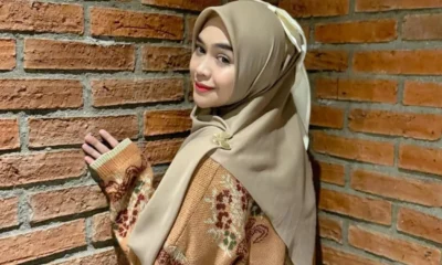 Ria ricis dikritik karena sebut tim host batik tidak sopan