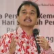 Roy suryo dilaporkan ke bareskrim polri atas tuduhan ijazah palsu jokowi